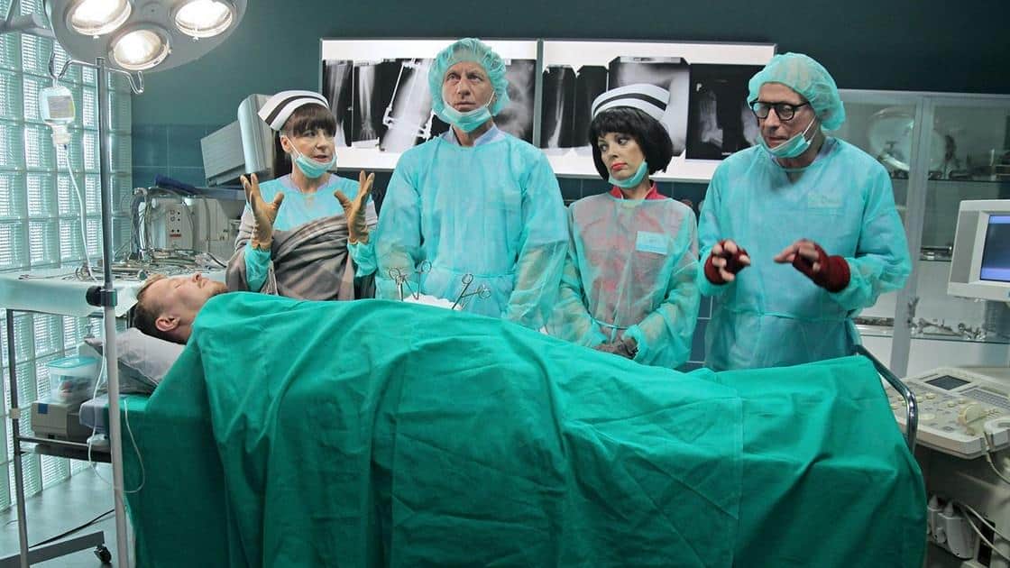 Daleko od noszy | Reanimacja