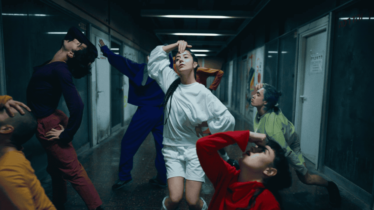 Chris Tall x Dancin’ alive