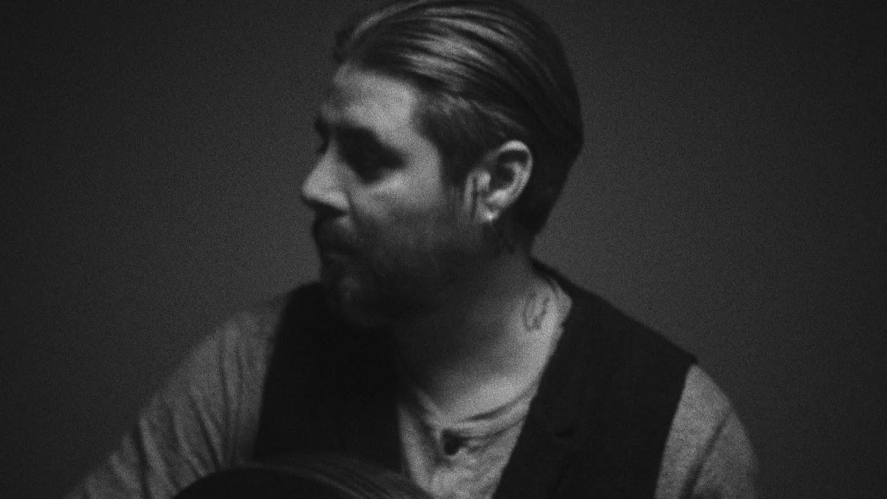 Low Roar – Slow Down