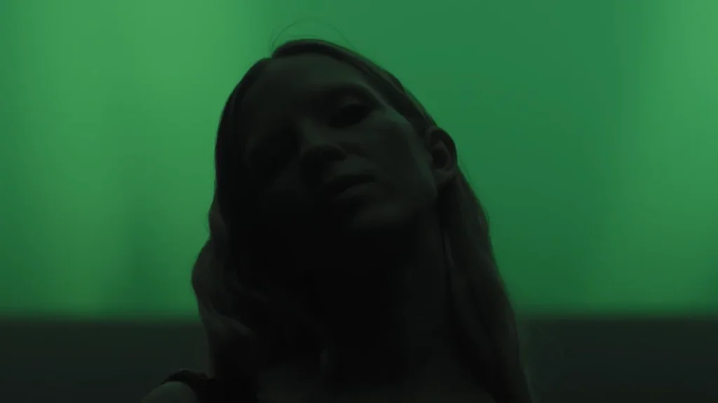 Mary Komasa – Degenerate Love