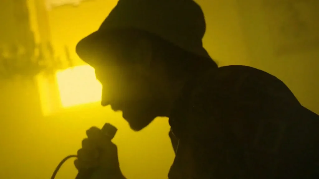 Beluga Stone – Leaving