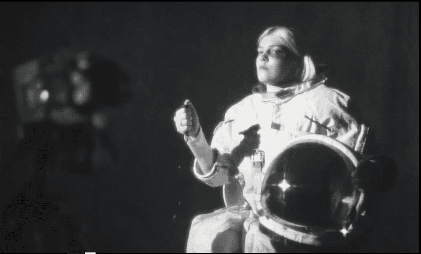 Daria Zawiałow – Kaonashi (カオナシ)